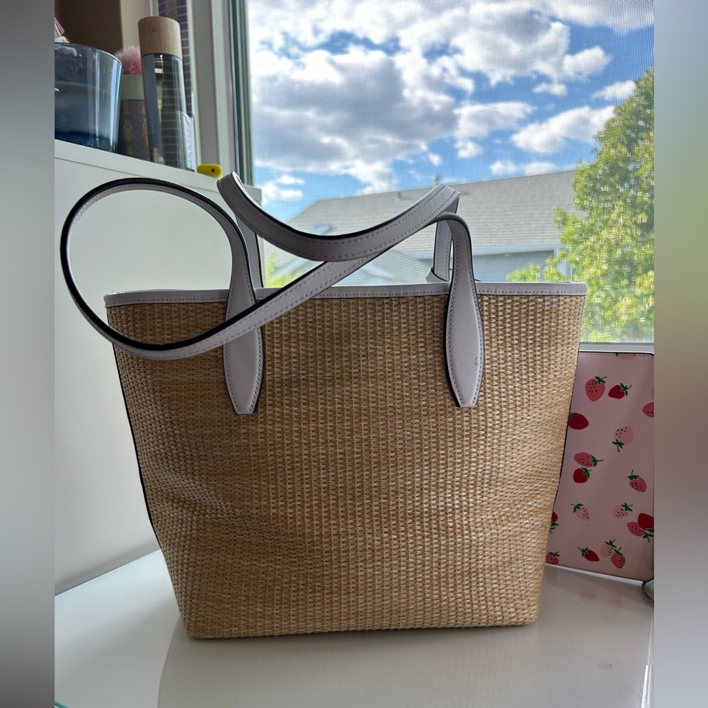 Kate Spade Canvas Tote Strawberry Embroidery - Picture 4 of 11